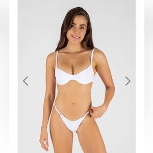 Oneone lupita bikini top in white